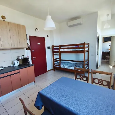 Casa Di Vira 아파트