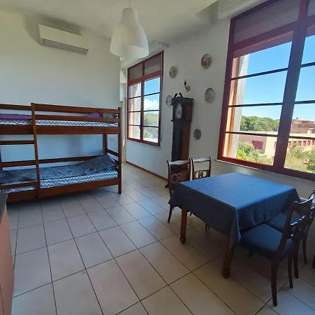 Casa Di Vira