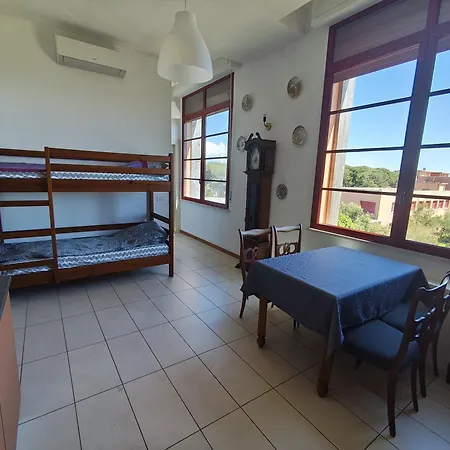 Casa Di Vira * Каламброне